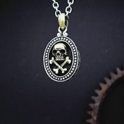 海賊のネックレス